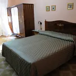 Couette-café Il Mandorlo 3*