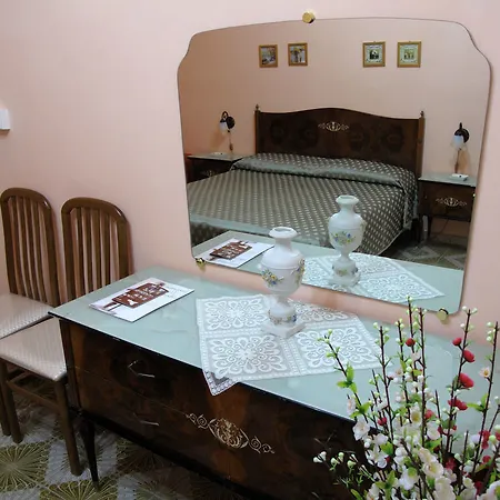 Bed & Breakfast Il Mandorlo 3*