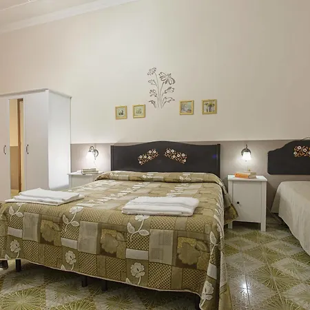 Il Mandorlo Bed & Breakfast 2*